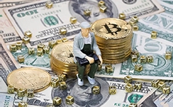 工行合肥蜀山支行员工迅速清点了1万多枚硬币，解决了客户的担忧，获得了好评
